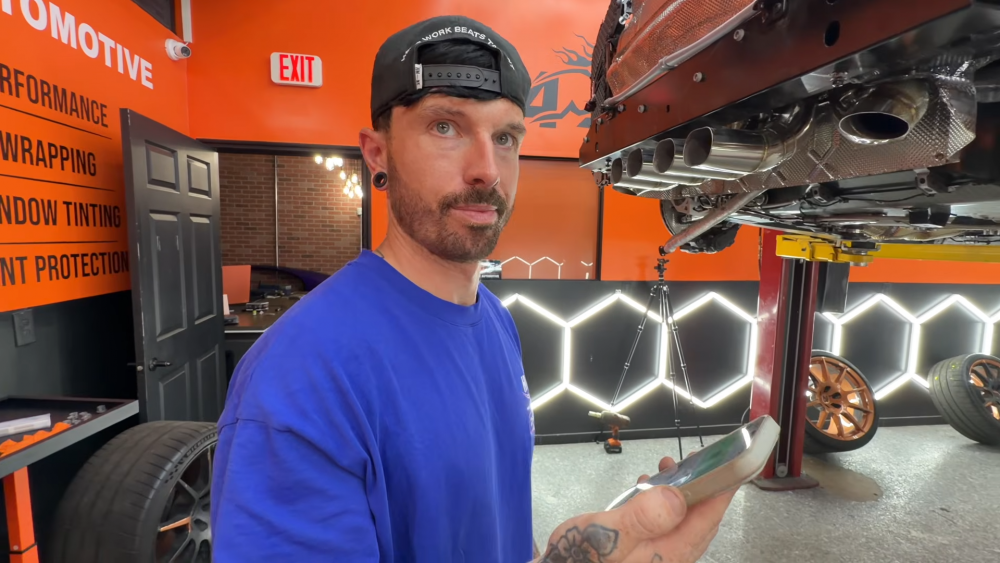 Workshop lift reveals clean components (Picture: YouTube)