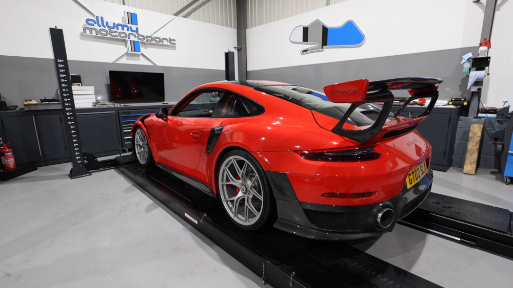 Replica GT2 RS build begins with budget parts (Picture: Chris Slix)