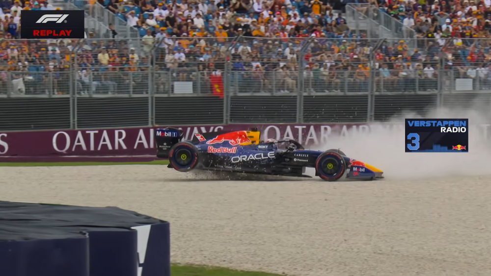 Verstappen crashes during Q1 session 