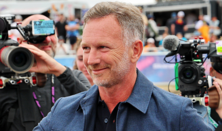 Christian Horner returns to Formula 1 paddock